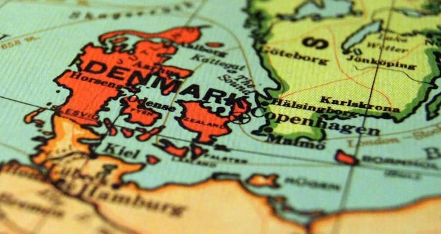International Agreements on Global Externalities
