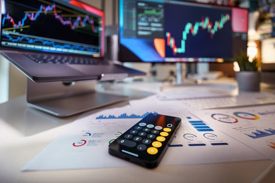 Fixed vs. Floating Exchange Rates: Key Insights